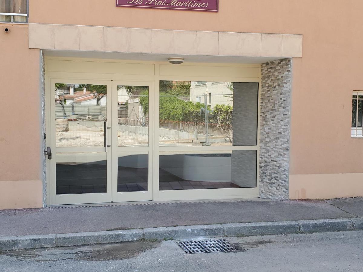 2 Pieces 32M2 Plage A 150M Fréjus Екстериор снимка